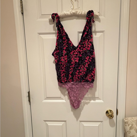 FREE PEOPLE Bare it all bodysuit - Picture 9 of 10